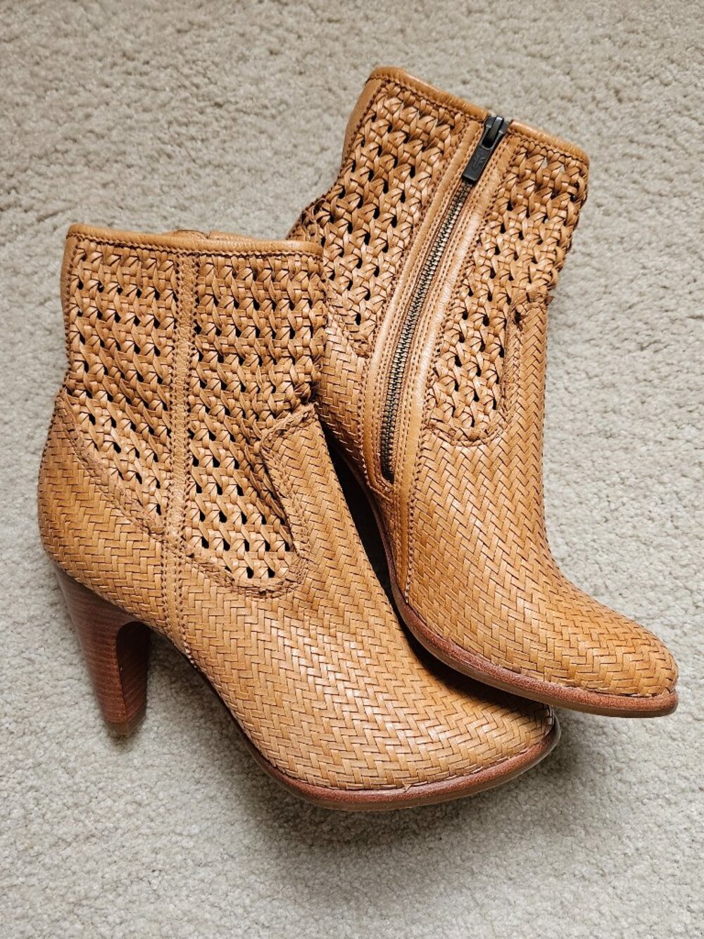 Frye Celeste Short Woven Boots Camel Tan Brown 8.5 Boho Almond Toe Side Zip